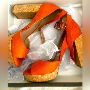 Sun + Stone Orange Platform Shoes with Chunky Heel, Size 6.5 NWOT

Original Box